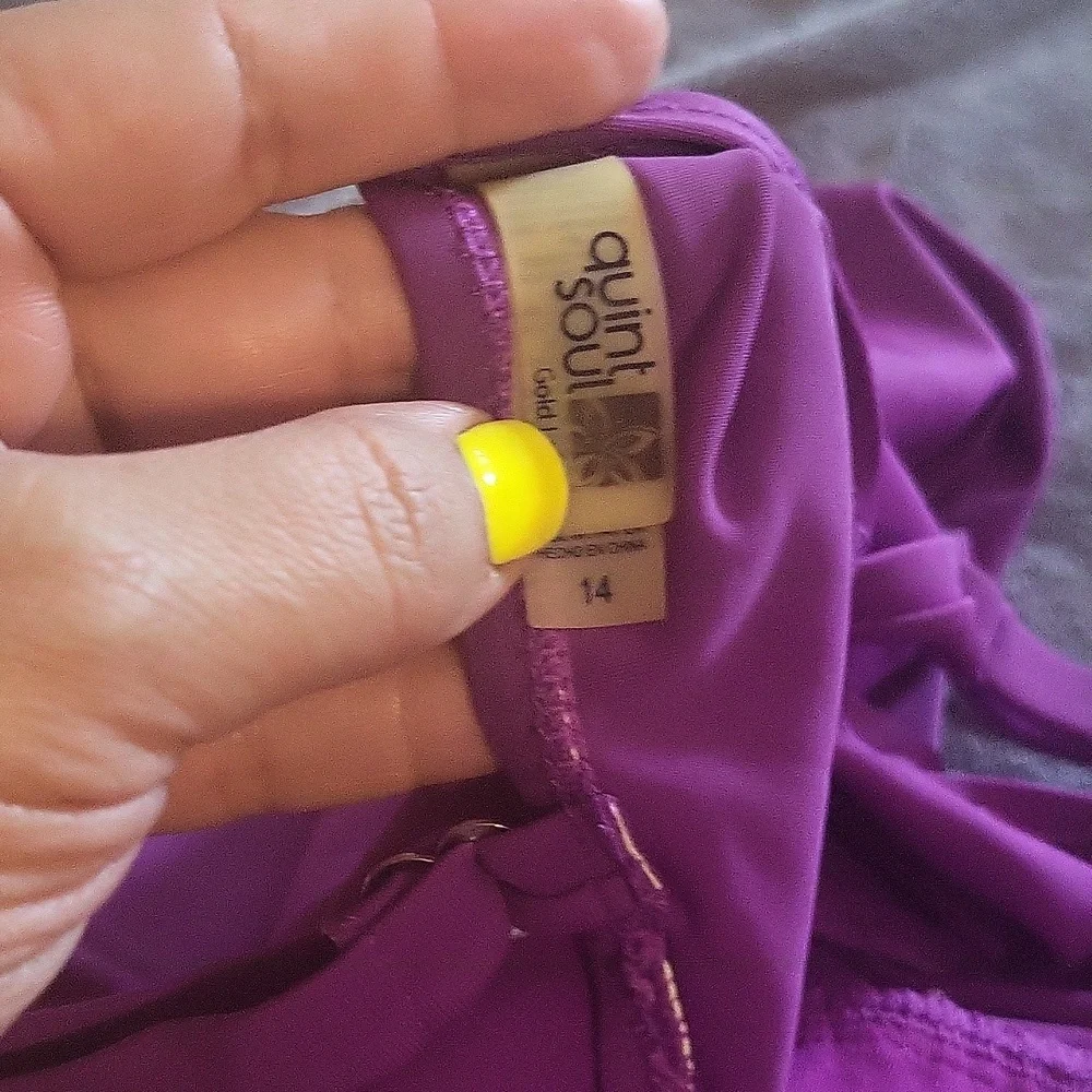 Swim top - Picture 2 of 2